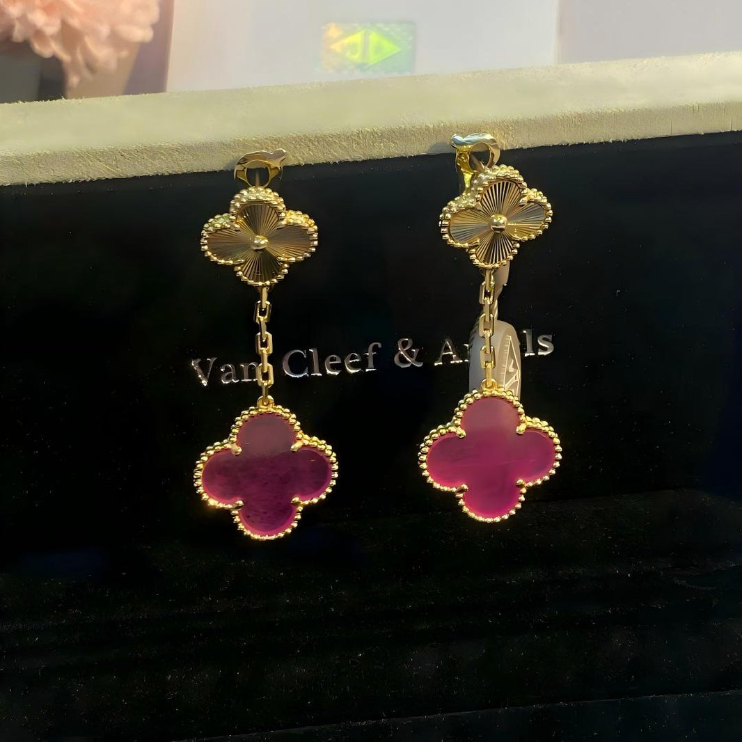 [LUCKY LOVE]NEW CLOVER 2 MOTIF PINK ENAMEL EARRINGS