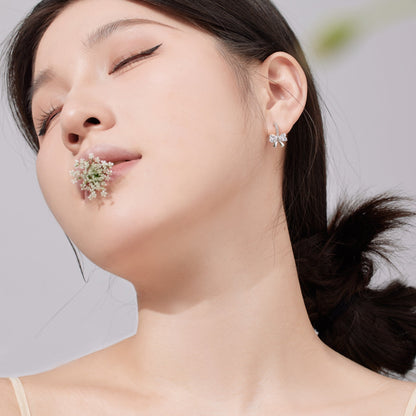 [LUCKY LOVE]Exquisite Earrings With Heart-Shaped Bow Design
