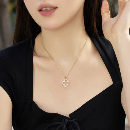 [LUCKY LOVE]Four-Leaf Clover Hollow Design Exquisite Necklace
