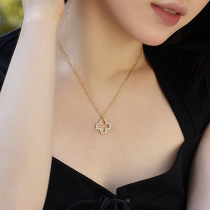 [LUCKY LOVE]Four-Leaf Clover Hollow Design Exquisite Necklace