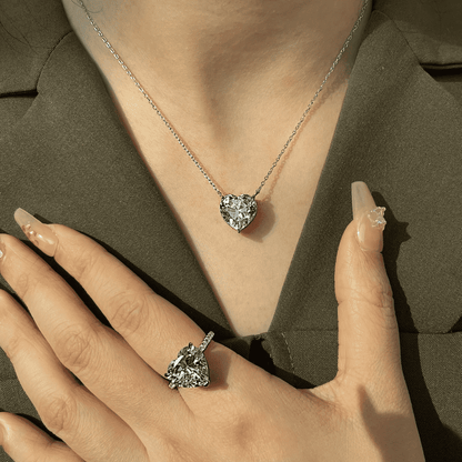 [LUCKY LOVE]6.0 carat Radiant Heart Shape Necklace