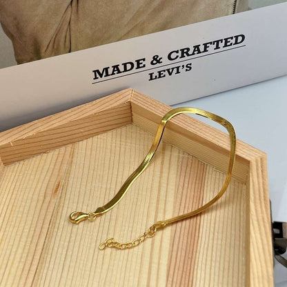 [LUCKY LOVE]Flat Snake Bone Chain Blade Necklace