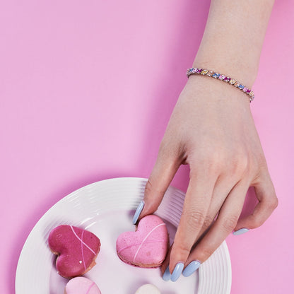 [LUCKY LOVE]Ornate Sparkling Multi Cut Party Bracelet