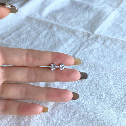 [LUCKY LOVE]Oval Classic Dignified Elegant Earrings