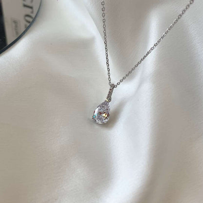 [LUCKY LOVE]Delicate Water Drop Shape Fashion Necklace
