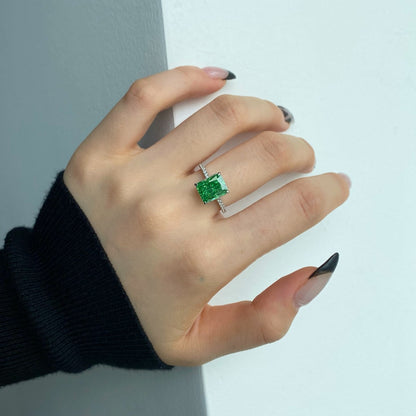 [LUCKY LOVE]4.0 Carat Luxurious Engagement Ring