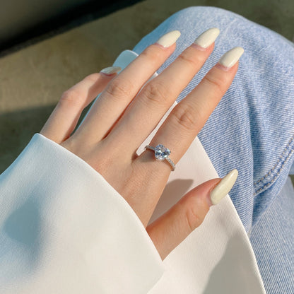 [LUCKY LOVE]2.0 Carat Dazzling Lustrous Heart Cut Lover Ring