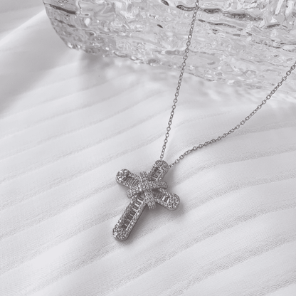 [LUCKY LOVE]Gypsophila With Dimonds Necklace