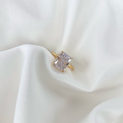 [LUCKY LOVE]4.0 Carat Ornate Enchanting Radiand Cut Banquet Ring