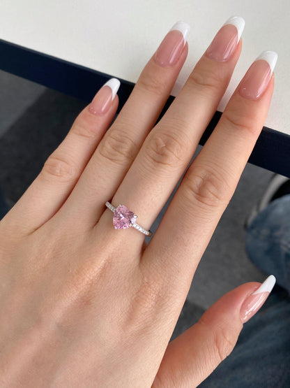 [LUCKY LOVE]2.0 Carat Dazzling Lustrous Heart Cut Lover Ring