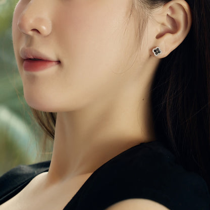 [LUCKY LOVE]Four-Leaf Clover Flower Shaped Earrings