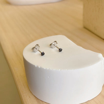 [LUCKY LOVE]Delicate Solitaire Earrings