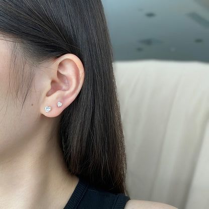 [LUCKY LOVE]Sparkling Heart Shaped Simple Earrings