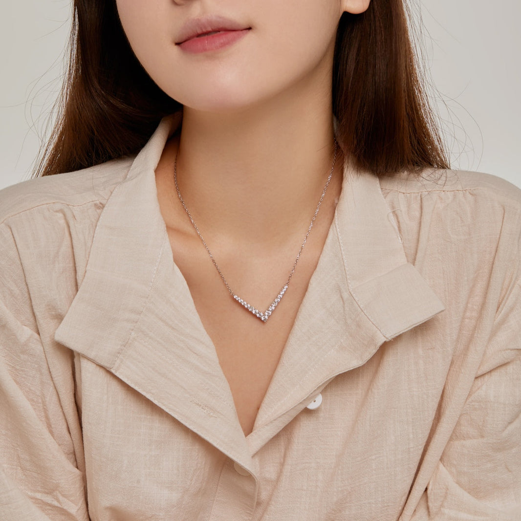 [LUCKY LOVE]Ornate Round Cut Necklace
