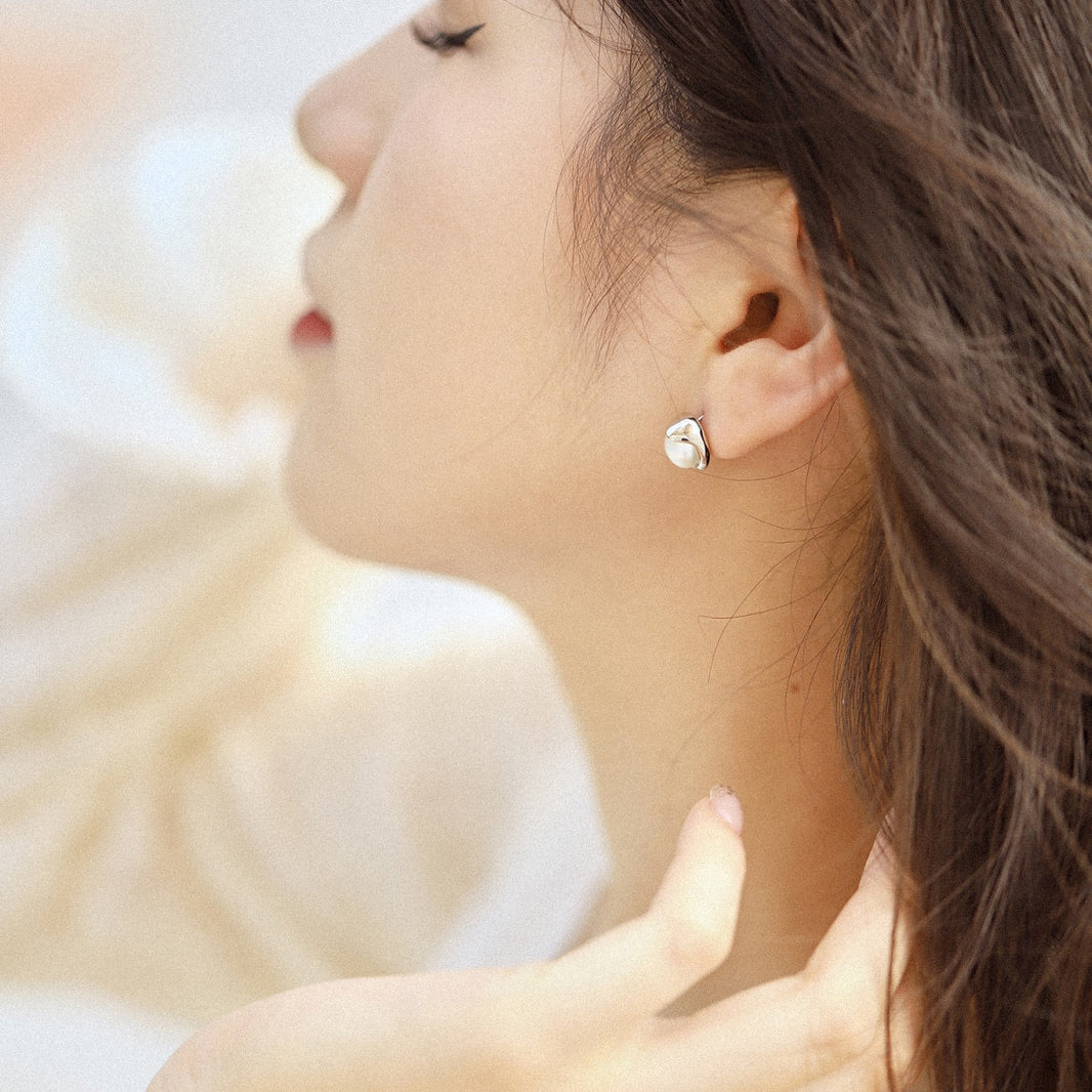 [LUCKY LOVE]Dainty Bread Pearl Earrings