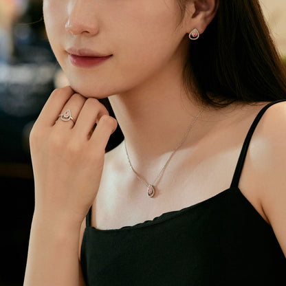 [LUCKY LOVE]Sparkling Delicate Water Drop Shape Daily Earrings