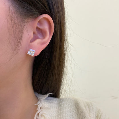 [LUCKY LOVE]Ornate Square Shape Earrings