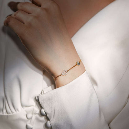[LUCKY LOVE]Gost Shape & Round Shape Necklace