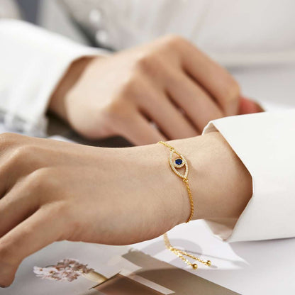 [LUCKY LOVE]Devil's Eye Hollow Design Bracelet
