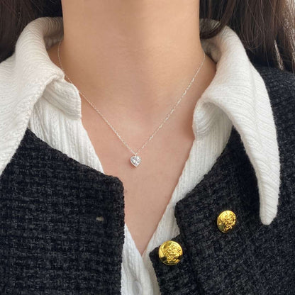 [LUCKY LOVE]Ornate Heart Shape Necklace
