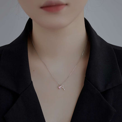 [LUCKY LOVE]Unique Heart Shape Key Pendent Necklace