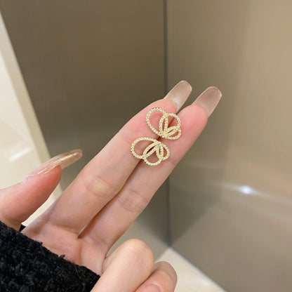 [LUCKY LOVE]Exquisite Butterfly Shape Earrings