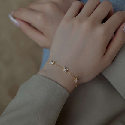 [LUCKY LOVE]Radiant Butterfly Shape Necklace
