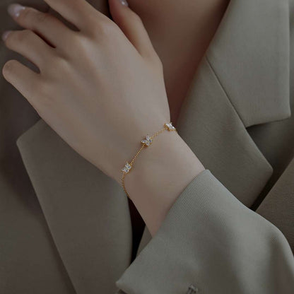 [LUCKY LOVE]Radiant Butterfly Shape Necklace