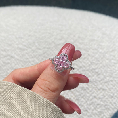 [LUCKY LOVE]Luxurious Eternity Flower Shape Banquet Ring