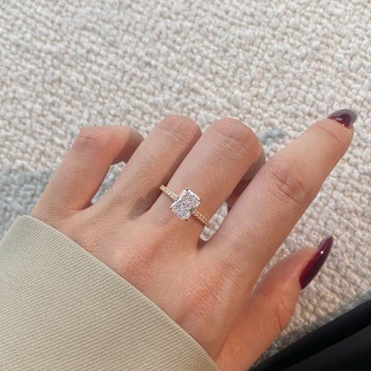 [LUCKY LOVE]2.0 Carat Dazzling Sparkling Radiant Cut Party Ring