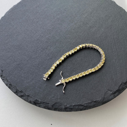[LUCKY LOVE]Ornate Dazzling Round Cut Tennis Bracelet