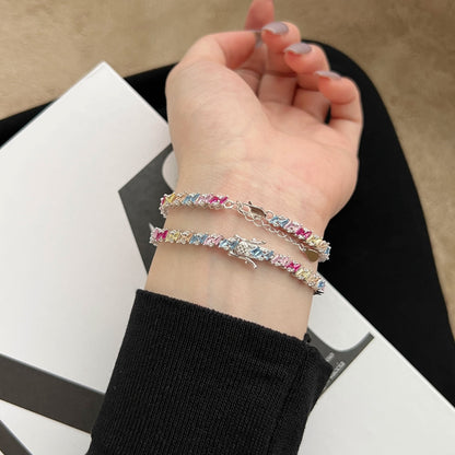 [LUCKY LOVE]Ornate Sparkling Multi Cut Party Bracelet