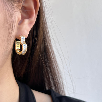 [LUCKY LOVE]Radiant Heart Cutout Earrings