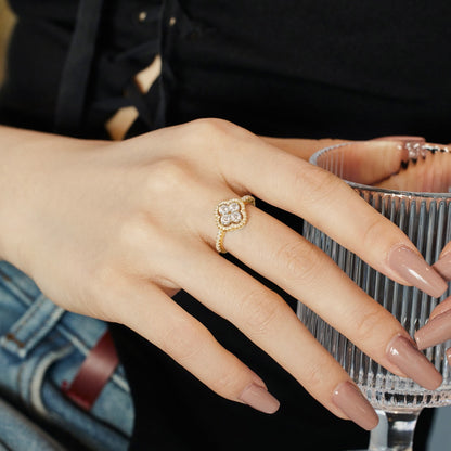 [LUCKY LOVE]Four Leaf Clover Flower Design Ring