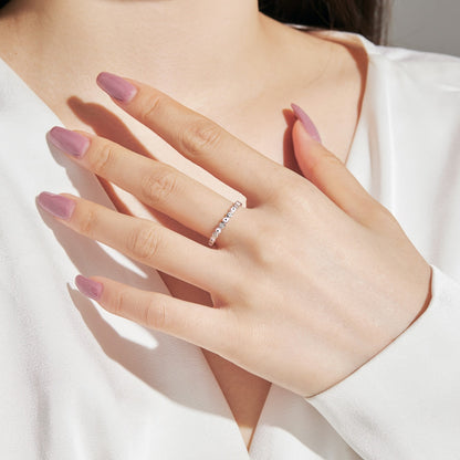[LUCKY LOVE]Sparkling Vibrant Round Shape Daily Ring