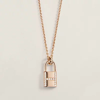 [LUCKY LOVE]HM ADVANCED NICHE LOCK HEAD NECKLACE DIAMONDS