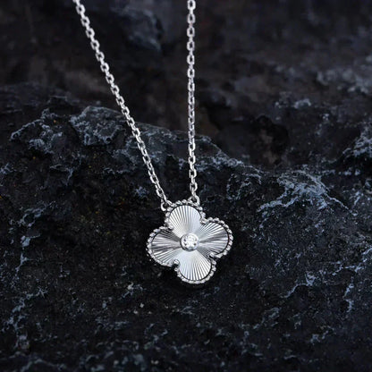 [LUCKY LOVE]CLOVER  15MM DIAMOND LASER NECKLACE SILVER