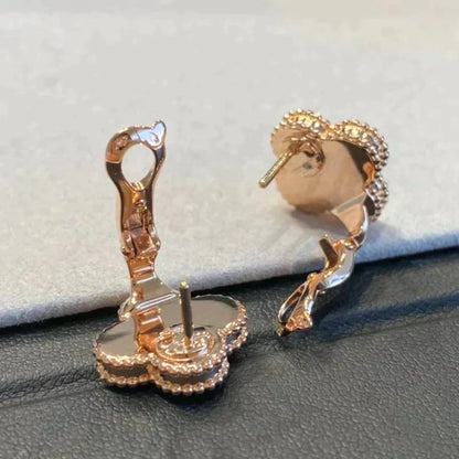 [LUCKY LOVE]CLOVER MEDIUM 1 MOTIFS GRAY MOP  DIAMOND EARRINGS