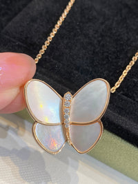 [LUCKY LOVE]BUTTERFLY GOLD MOP DIAMOND NECKLACE