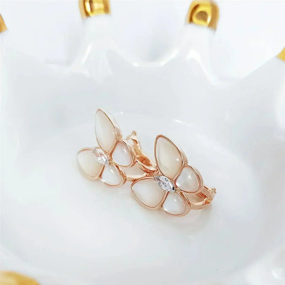 [LUCKY LOVE]BUTTERFLY MOP DIAMOND EARRINGS