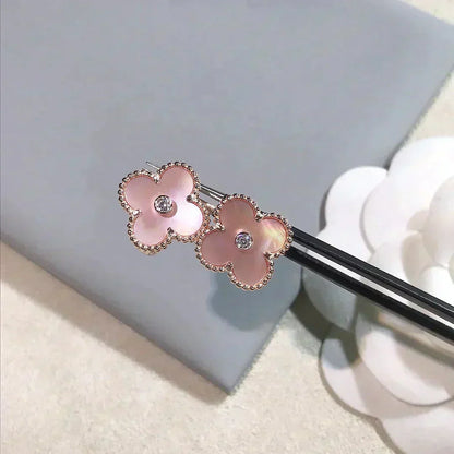 [LUCKY LOVE]CLOVER MEDIUM 1 MOTIFS  PINK MOP DIAMOND EARRINGS