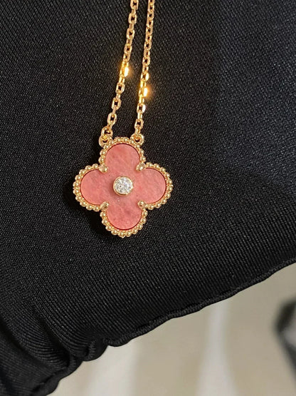 [LUCKY LOVE]CLOVER 15MM DIAMOND RHODONITE NECKLACE