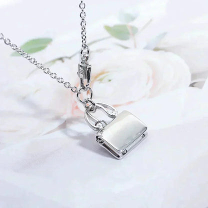 [LUCKY LOVE]AMULETTE PEDANT SILVER NECKLACE