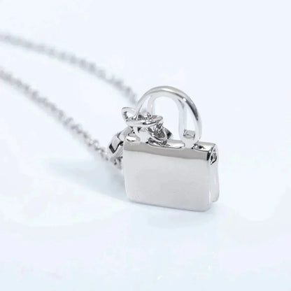 [LUCKY LOVE]AMULETTE PEDANT SILVER NECKLACE