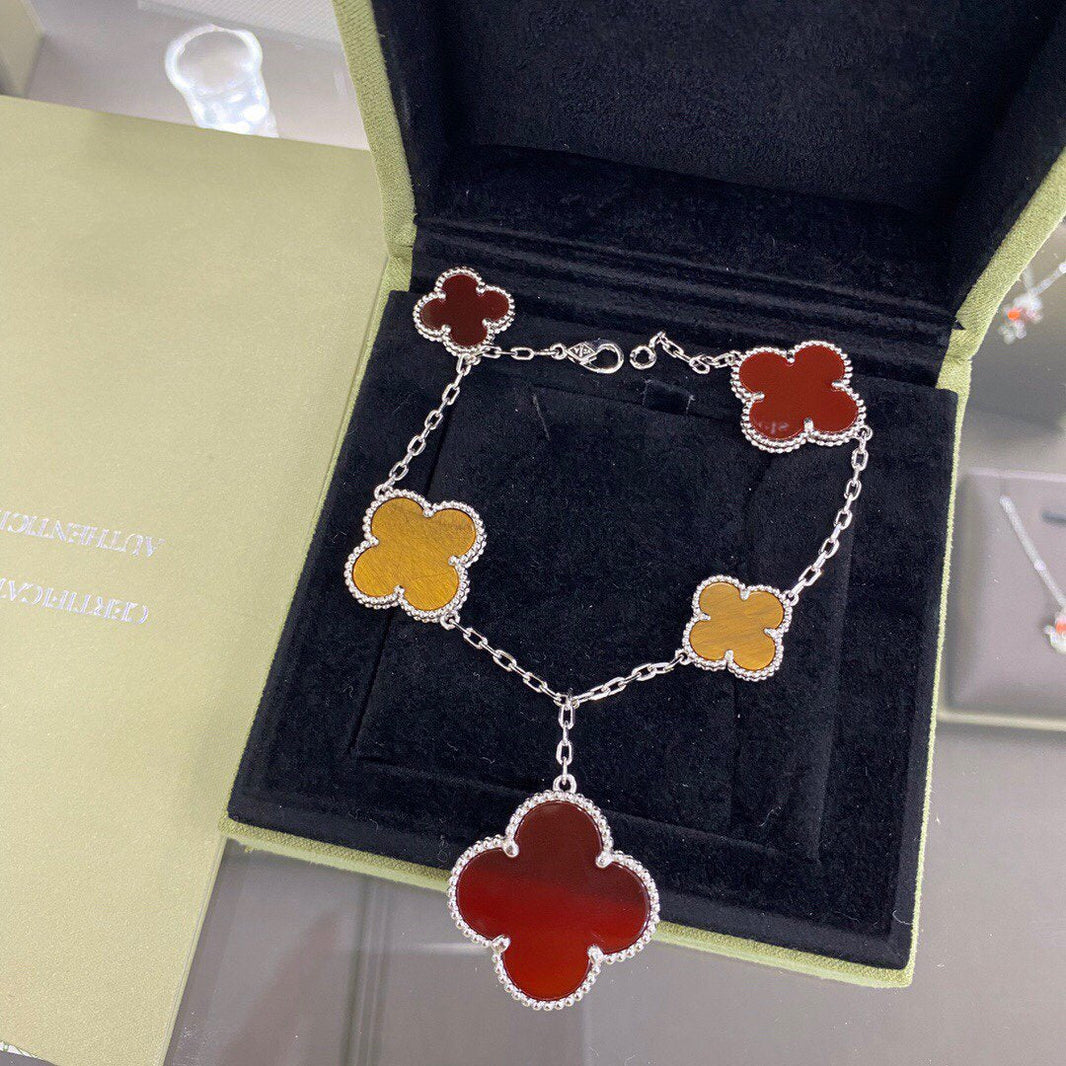 [LUCKY LOVE]CLOVER 5 MOTIFS SIVLER CARNELIAN TIGER EYE BRACELET
