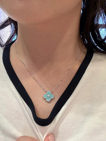 [LUCKY LOVE]CLOVER 1 DIAMOND LIGHT BLUE SILVER NECKLACE