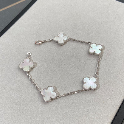 [LUCKY LOVE]CLOVER WHITE PEARL MOP 5 MOTIF BRACELET COLLECTION