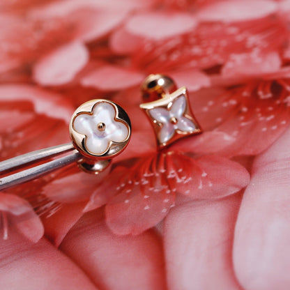 [LUCKY LOVE]STAR AND SUN PINK GOLD MOP STUD EARRINGS