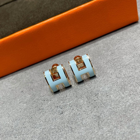 [LUCKY LOVE]POP H SKY BLUE STUD EARRINGS
