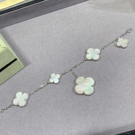 [LUCKY LOVE]CLOVER 5 MOTIF WHITE MOP SILVER BRACELET